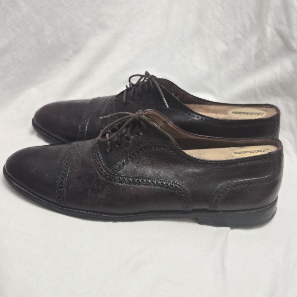 Mezlan Florence 10 men's leather cap-toe oxford dress shoes in a burgundy brown